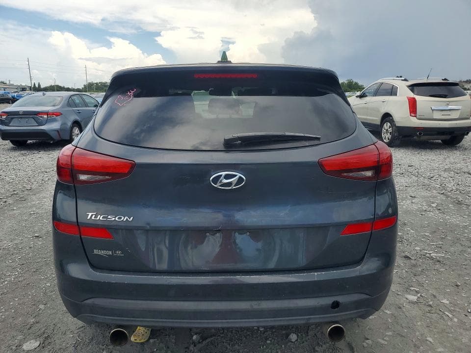 2020 HYUNDAI TUCSON SE 6