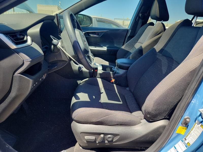 2022 TOYOTA RAV4 SE 7