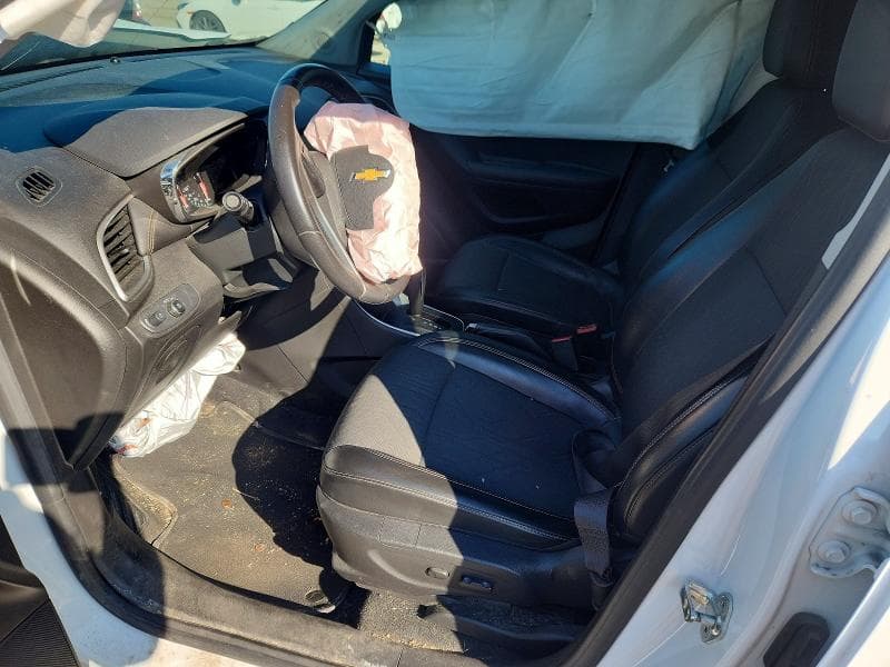 2019 CHEVROLET TRAX 1LT 7