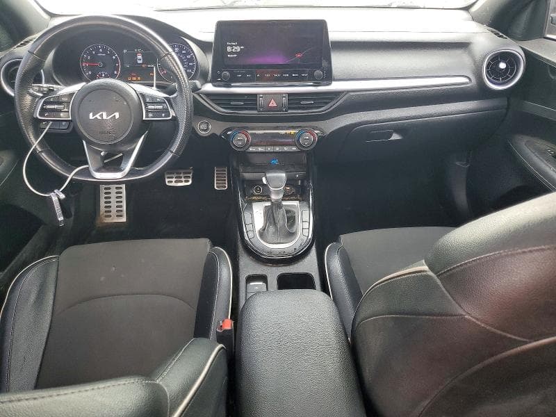 2023 KIA FORTE GT LINE 8