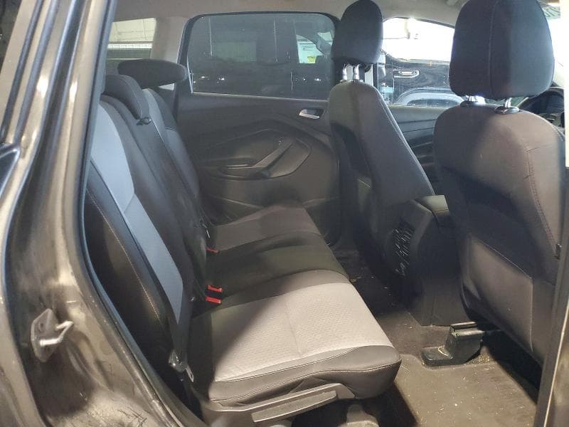 2017 FORD ESCAPE SE 11