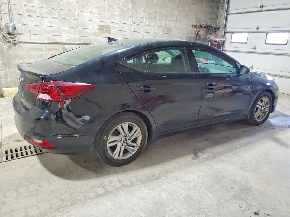 2020 HYUNDAI ELANTRA SEL 3