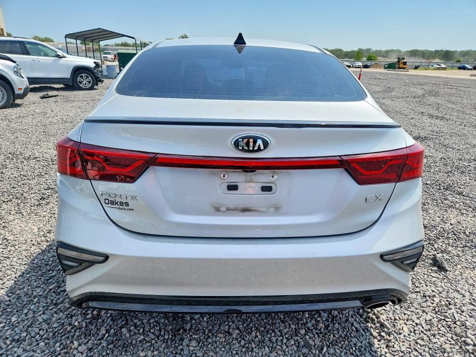 2020 KIA FORTE EX 6