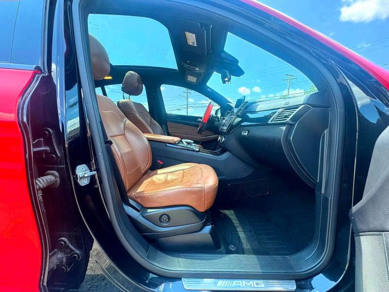 2019 MERCEDES-BENZ E 300 4MATIC 5