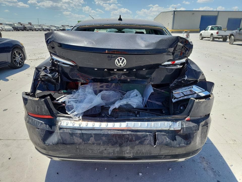 2021 VOLKSWAGEN PASSAT SE 6