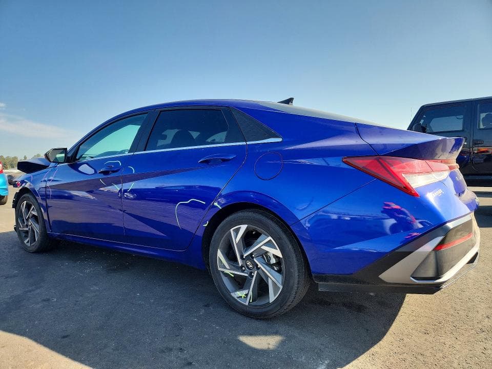 2024 HYUNDAI ELANTRA SEL 2