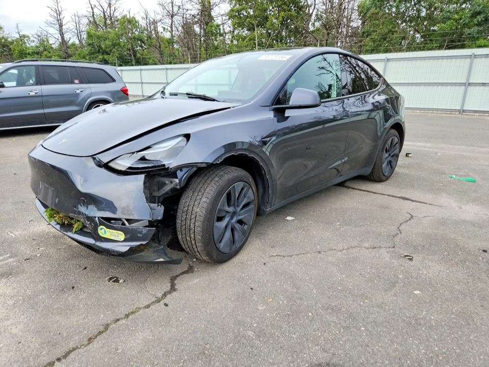 2024 TESLA MODEL Y - 1