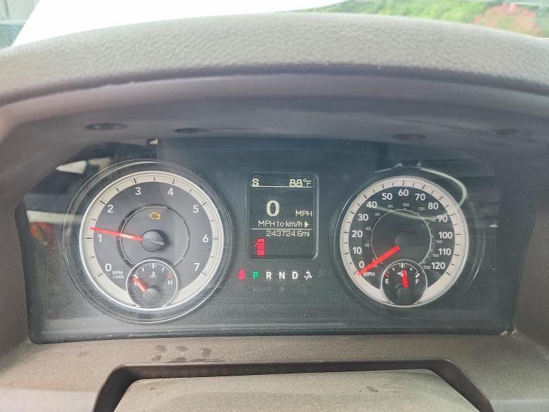 2020 RAM 1500 CLASSIC SLT 9