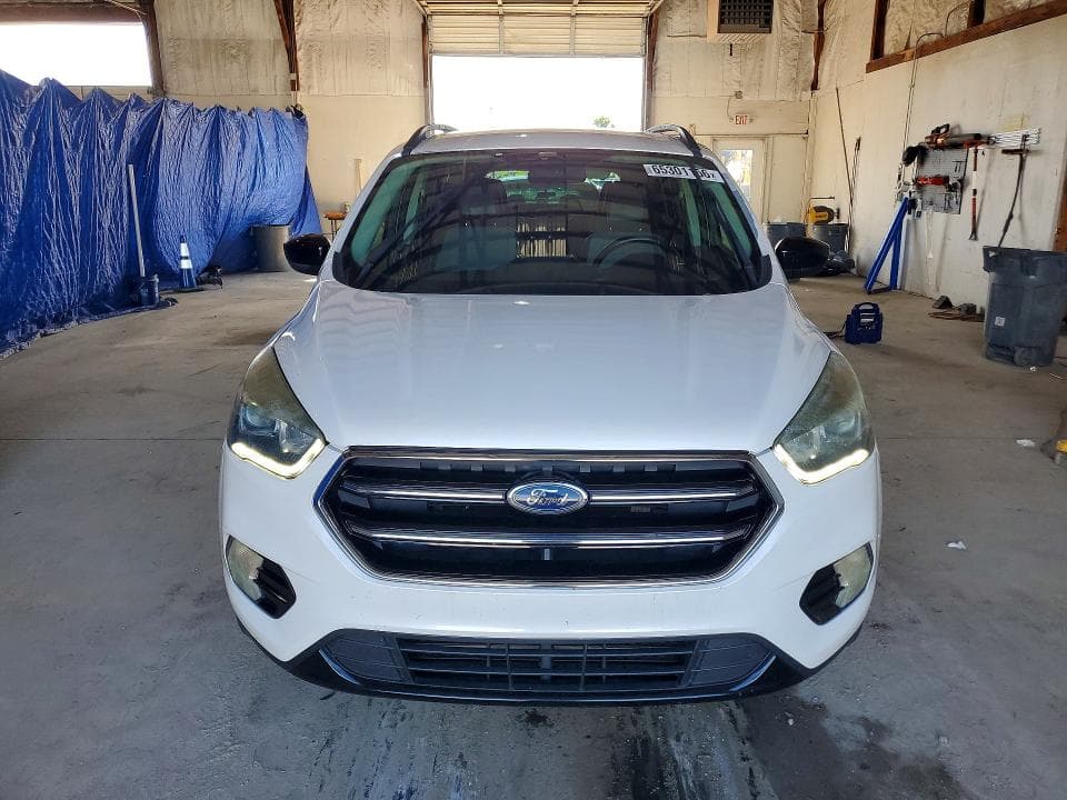 2017 FORD ESCAPE SE 5