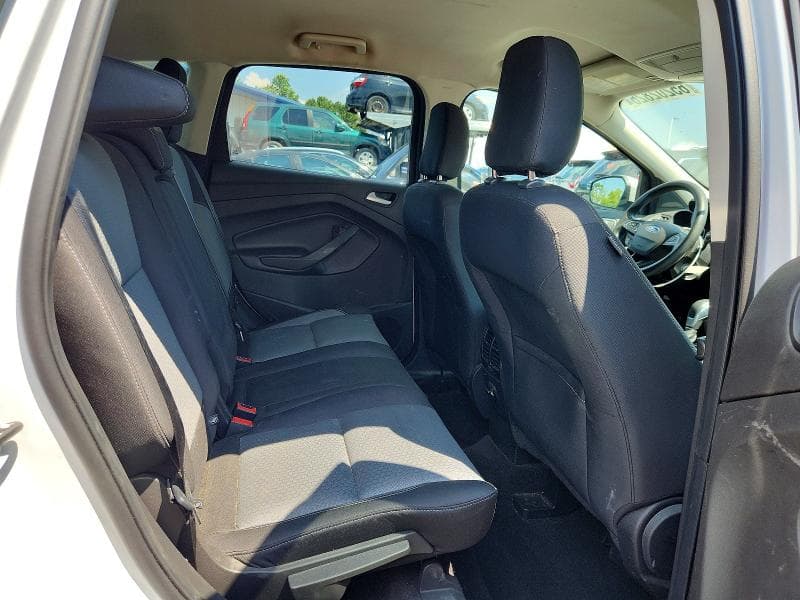 2018 FORD ESCAPE SE 11