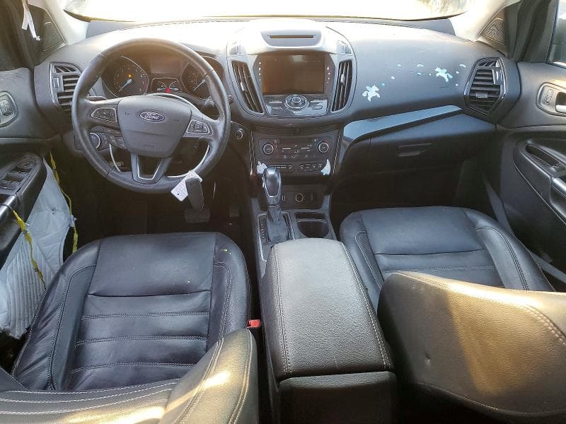 2018 FORD ESCAPE TITANIUM 8