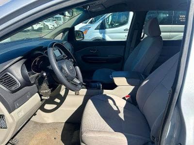 2017 KIA SEDONA L 5