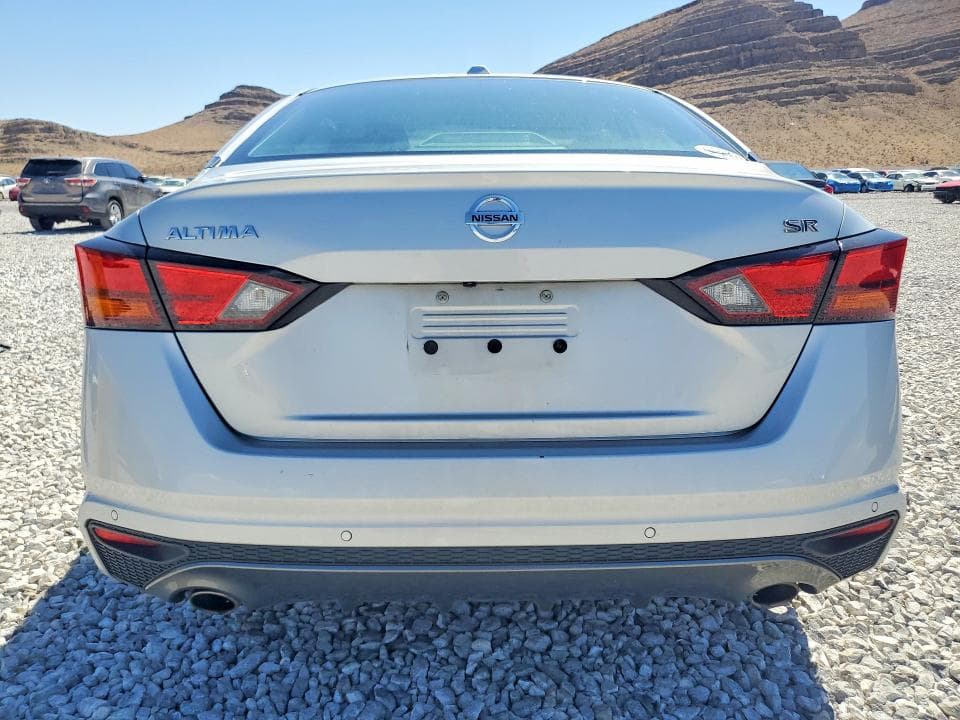 2021 NISSAN ALTIMA SR 6