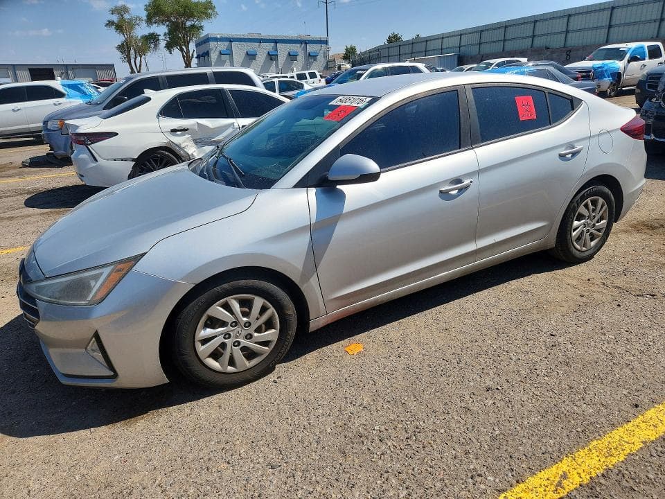 2019 HYUNDAI ELANTRA SE - 1