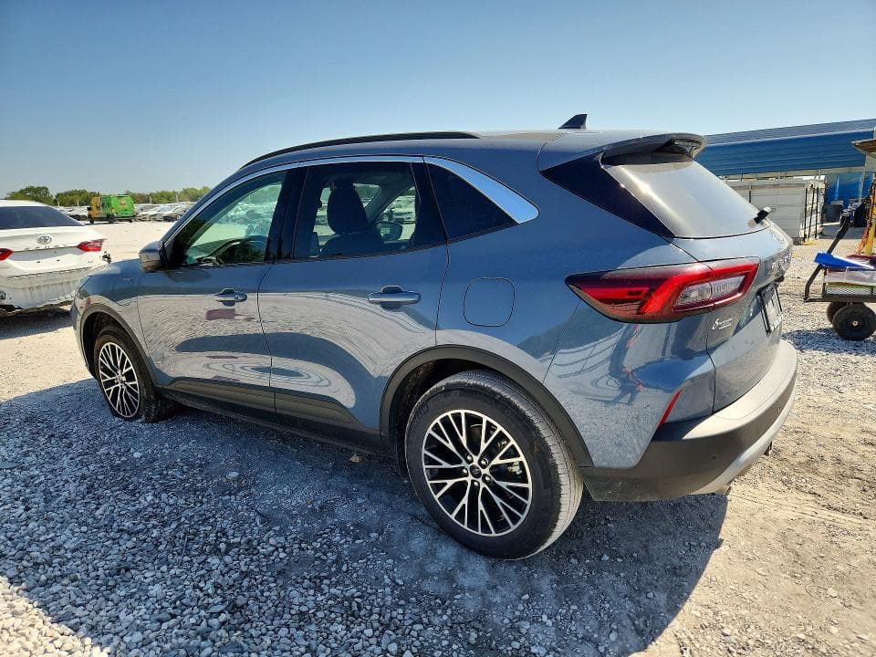 2024 FORD ESCAPE 2