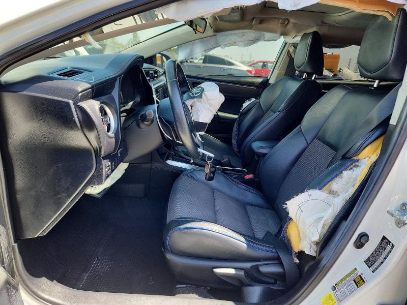 2017 TOYOTA COROLLA SE 7