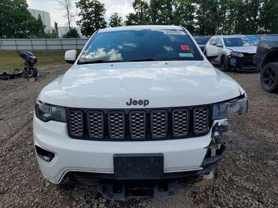 2017 JEEP GRAND CHEROKEE LAREDO 5