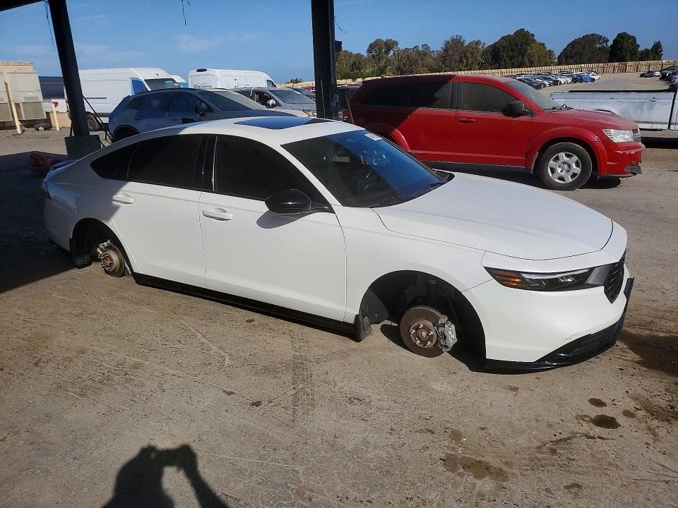 2023 HONDA ACCORD HYBRID SPORT-L 4