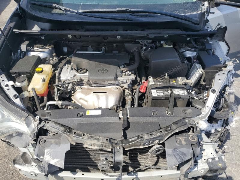 2018 TOYOTA RAV4 LE 11