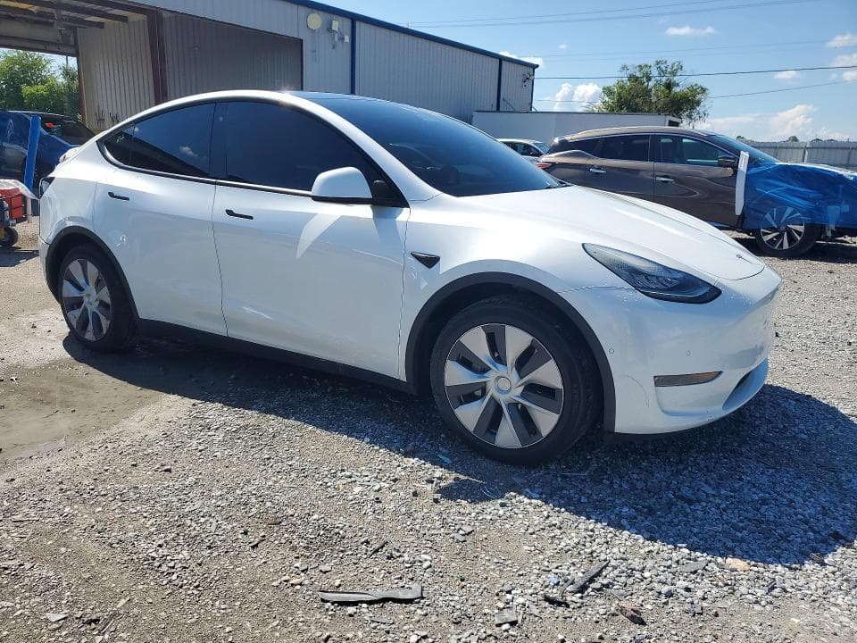 2020 TESLA MODEL Y 4