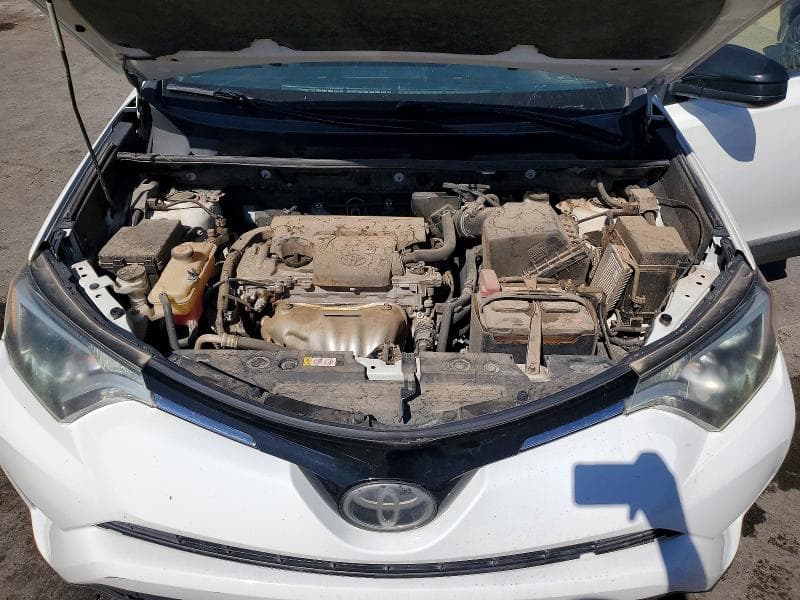 2018 TOYOTA RAV4 LE 12