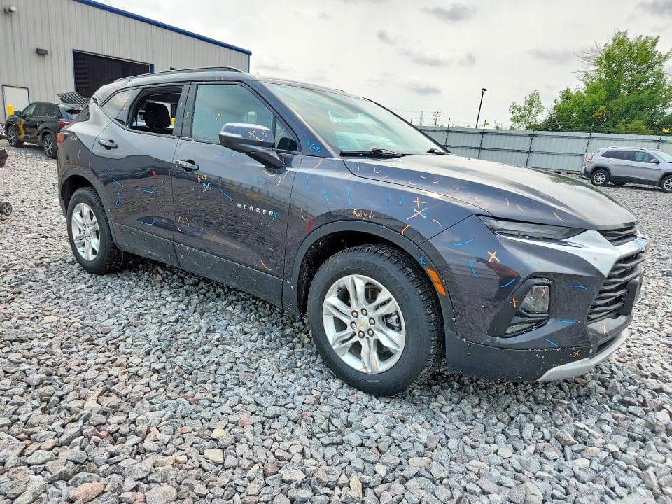 2021 CHEVROLET BLAZER 2LT 4