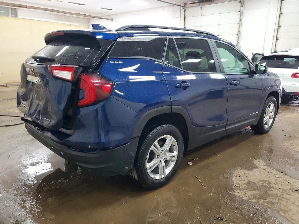 2022 GMC TERRAIN SLE 3