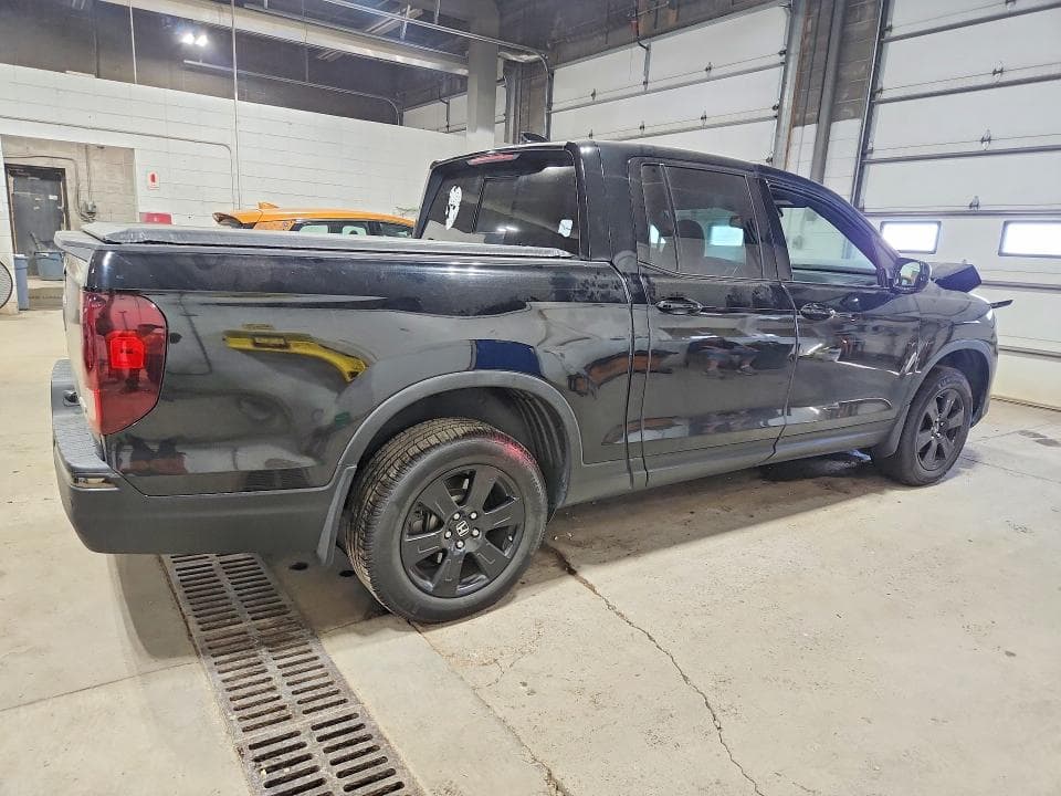 2017 HONDA RIDGELINE BLACK EDITION 3