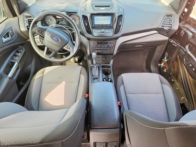2017 FORD ESCAPE SE 8