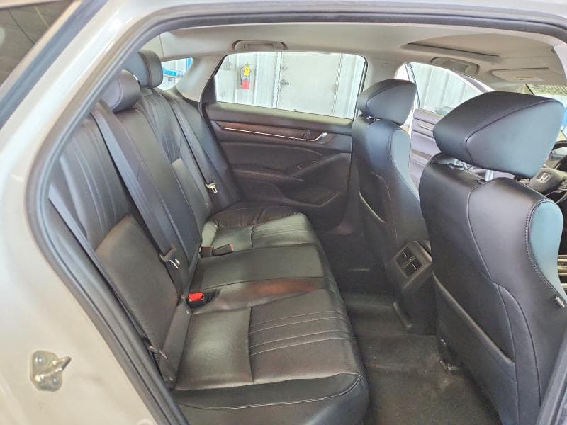 2018 HONDA ACCORD TOURING 10