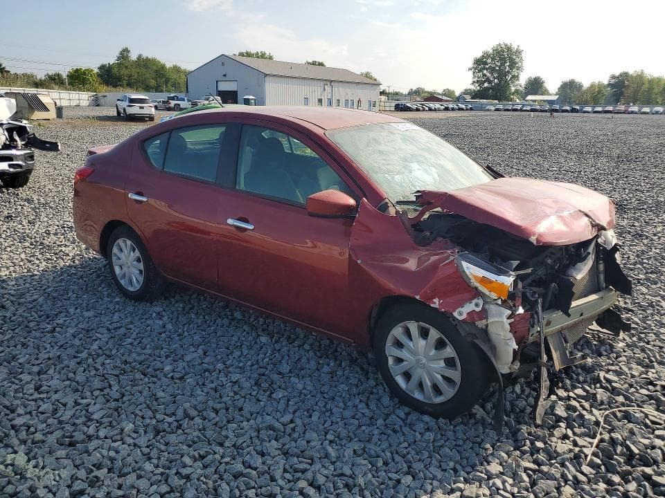 2019 NISSAN VERSA SV 4
