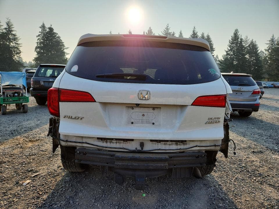 2017 HONDA PILOT ELITE 6