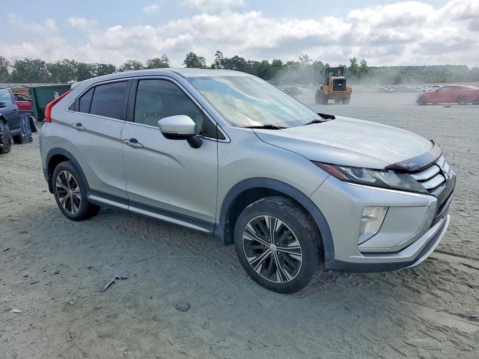 2018 MITSUBISHI ECLIPSE CROSS SE 4