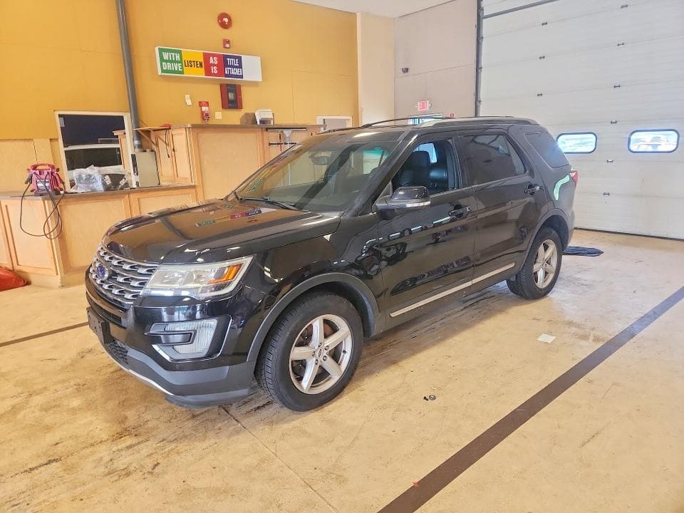 2017 FORD EXPLORER XLT - 1