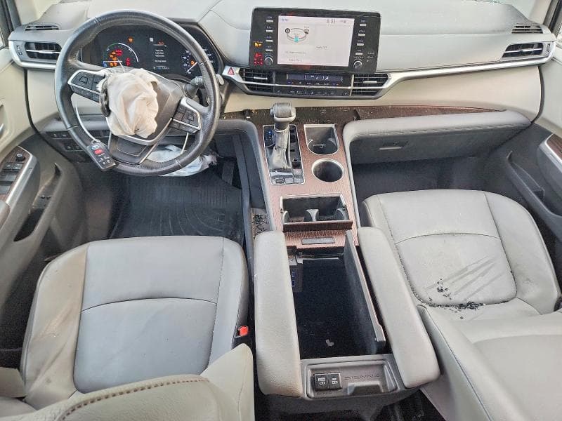 2024 TOYOTA SIENNA XLE 7-PASSENGER 8
