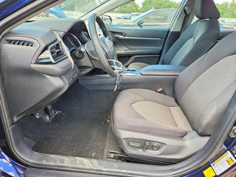 2022 TOYOTA CAMRY LE 7