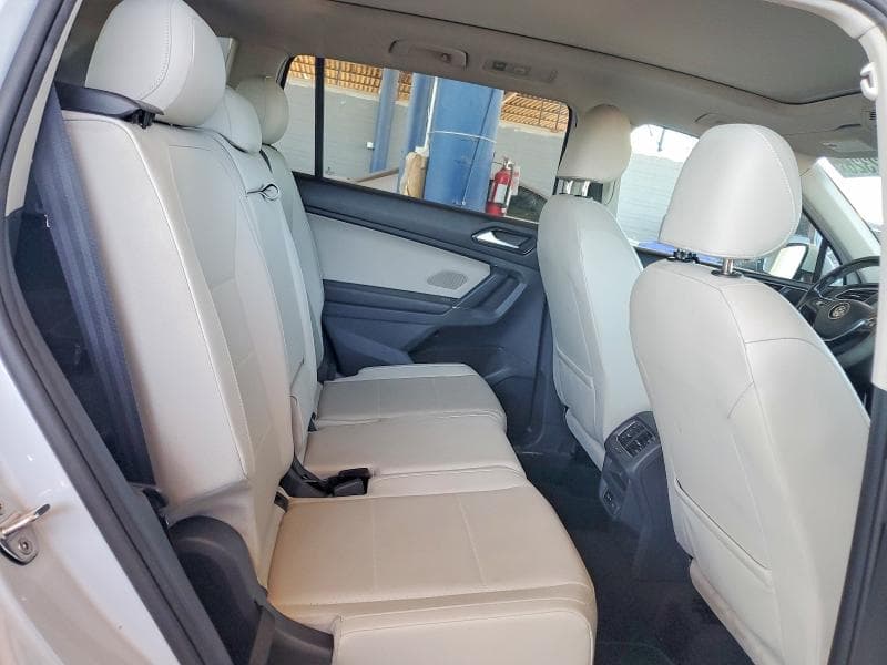 2018 VOLKSWAGEN TIGUAN SE 10