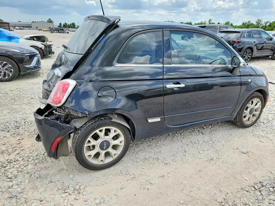 2017 FIAT 500 LOUNGE 3