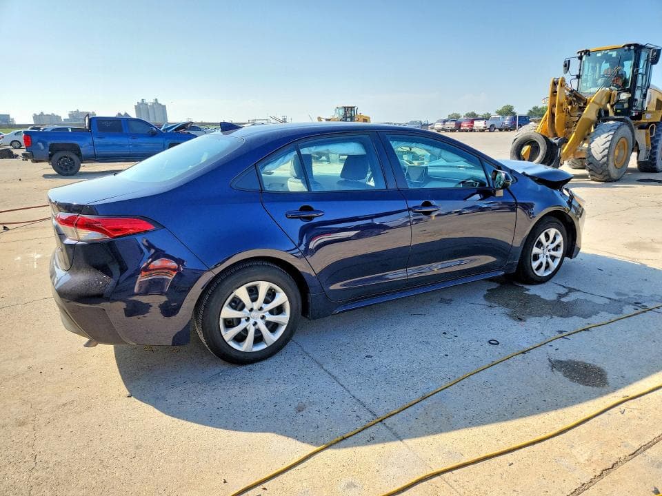 2025 TOYOTA COROLLA LE 3
