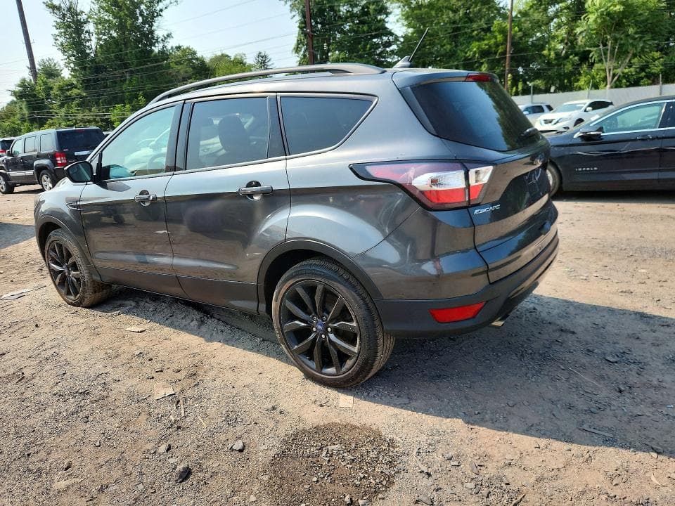 2018 FORD ESCAPE SE 2