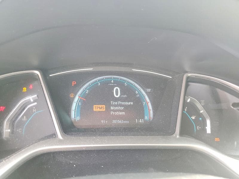 2017 HONDA CIVIC EX 9