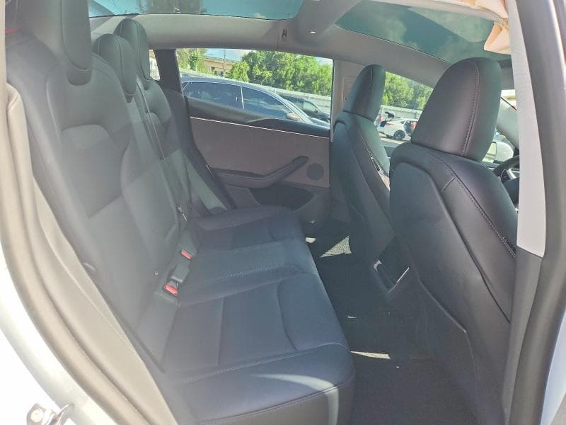 2025 TESLA MODEL 3 10