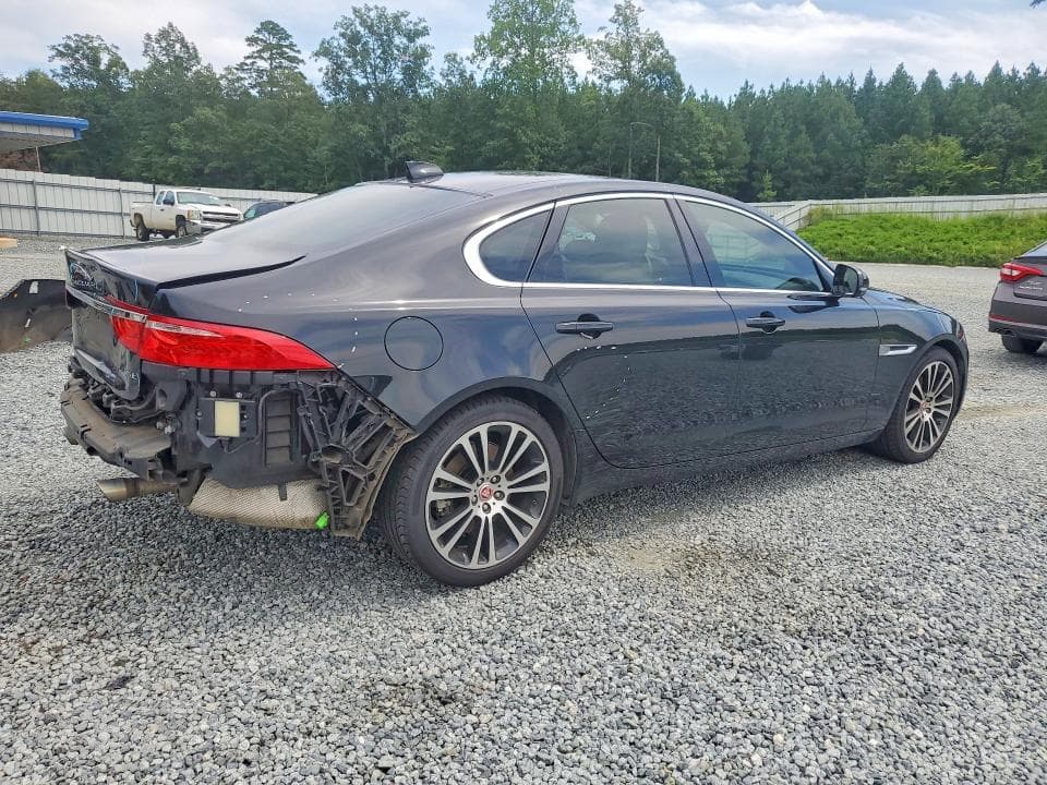 2020 JAGUAR XF PRESTIGE 3