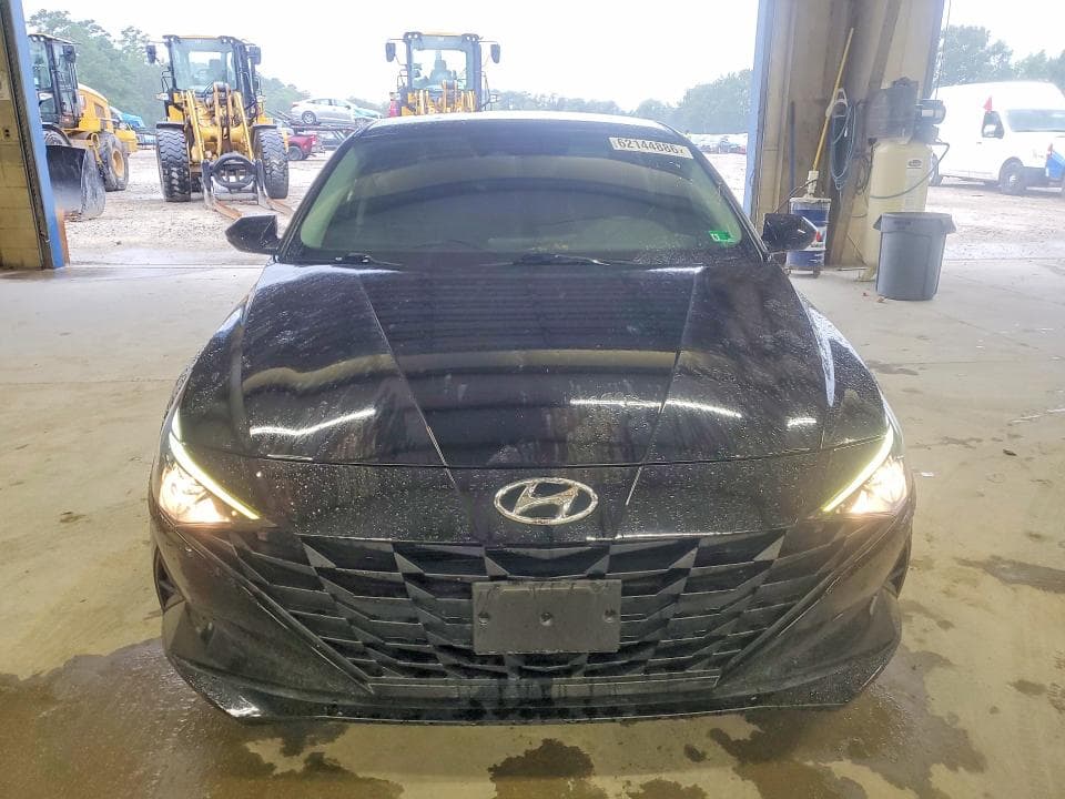 2023 HYUNDAI ELANTRA SEL 5