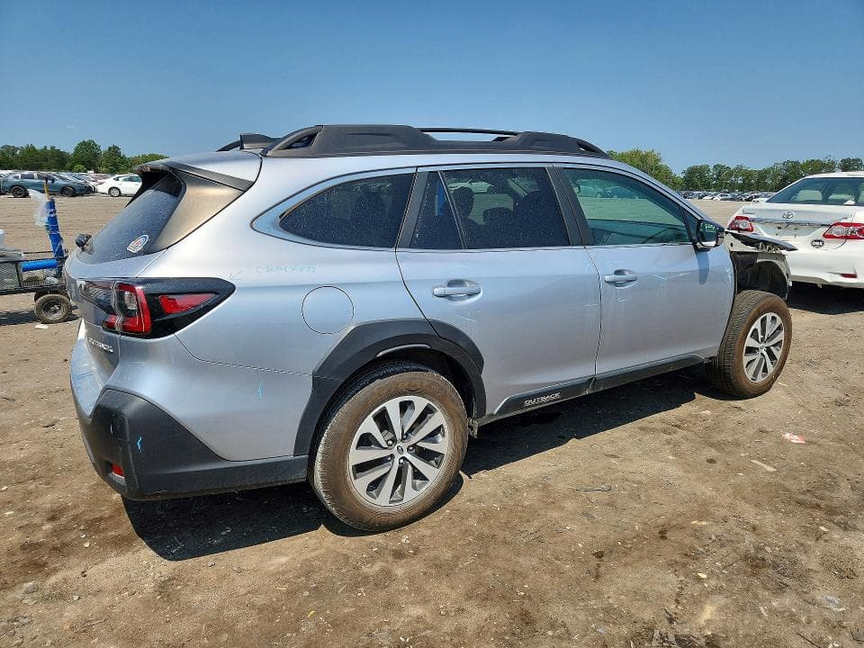 2023 SUBARU OUTBACK PREMIUM 3