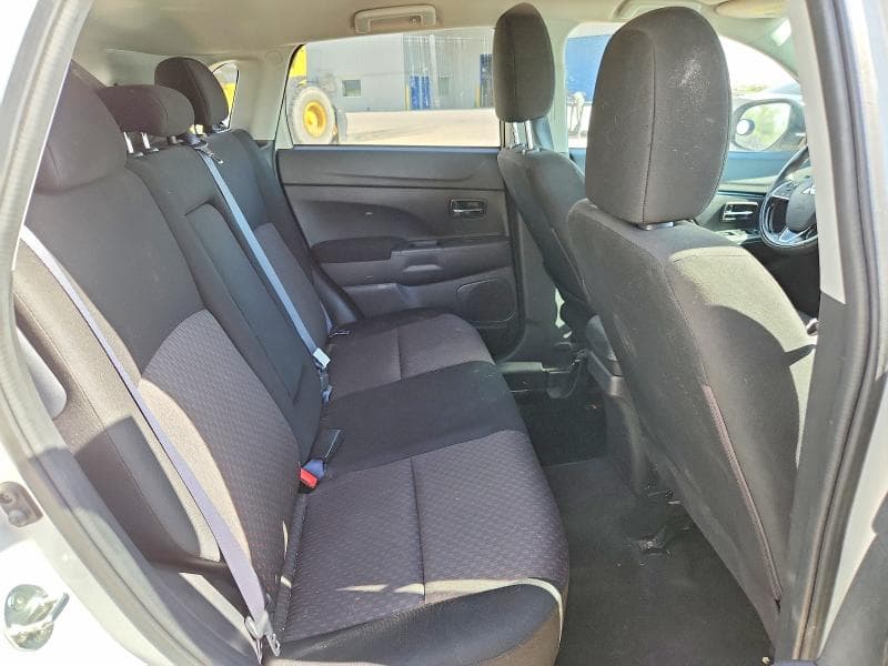 2019 MITSUBISHI OUTLANDER SPORT ES 11