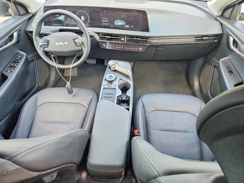 2024 KIA EV6 WIND 8