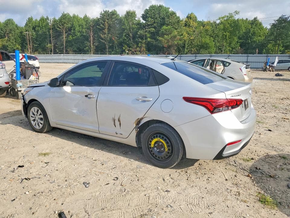 2022 HYUNDAI ACCENT SE 2