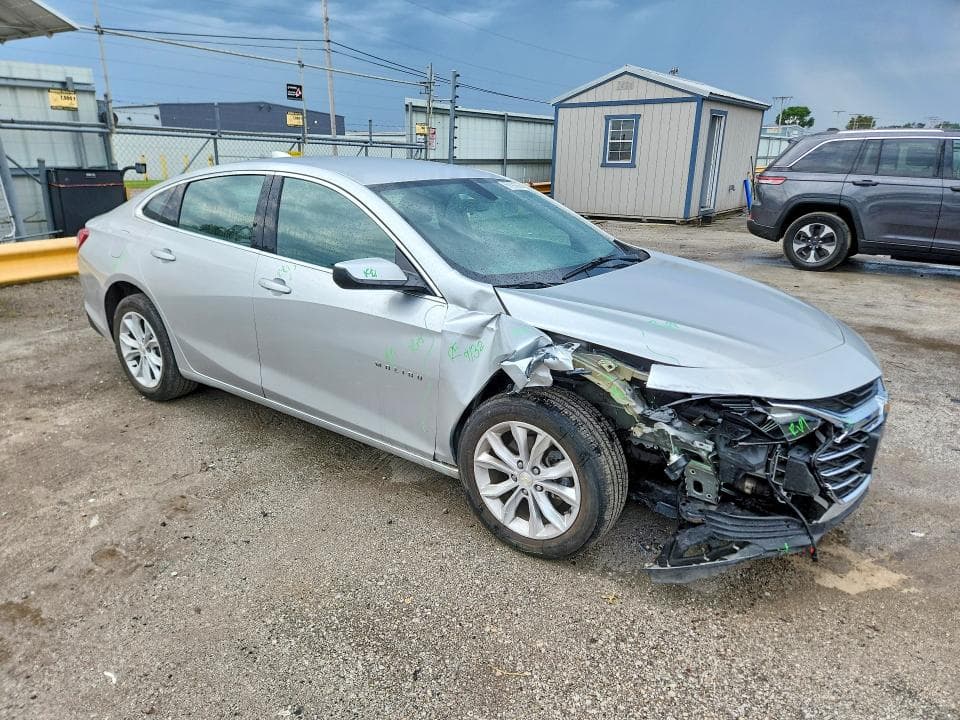 2020 CHEVROLET MALIBU LT 4