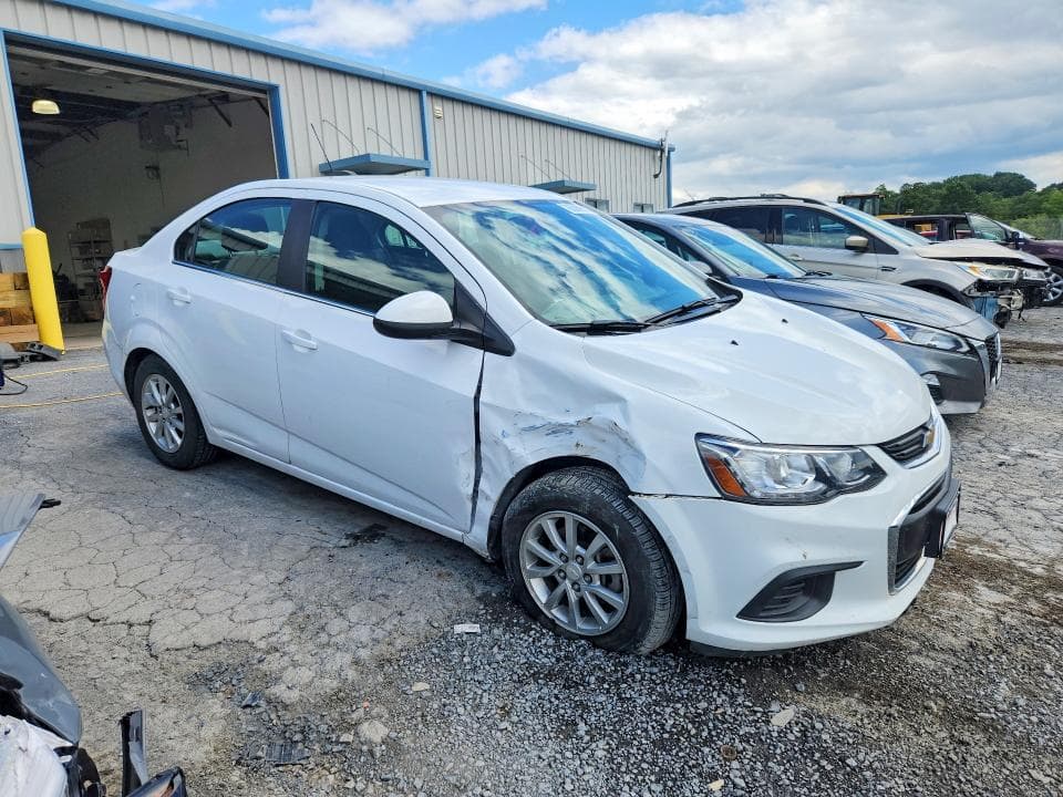 2020 CHEVROLET SONIC LT 4